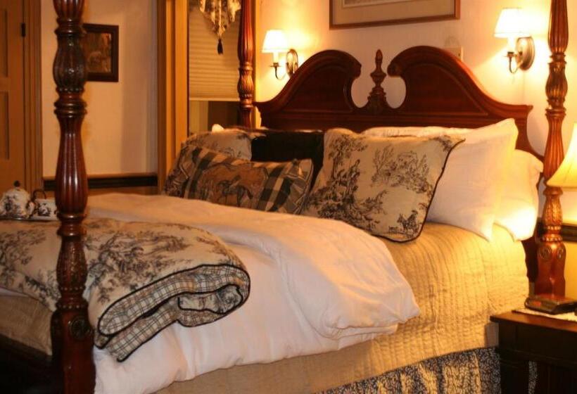 발코니 디럭스 룸, Fallen Tree Farm Bed And Breakfast