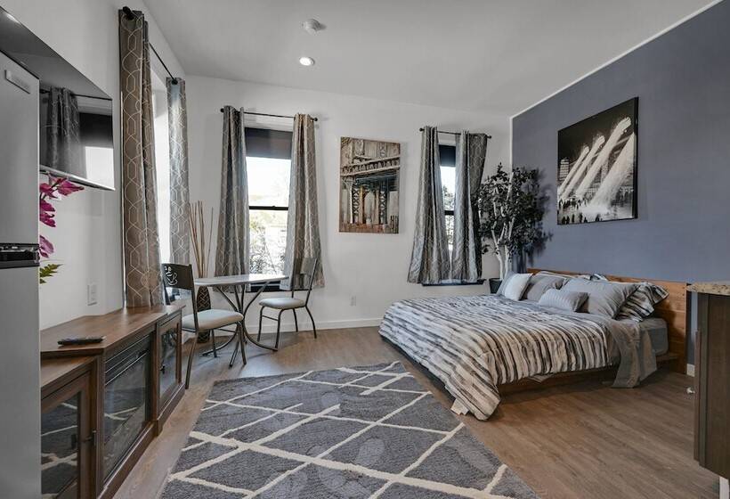 스탠다드 싱글 룸, Beacon