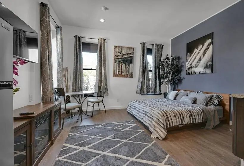 Standard Yhden Hengen Huone, Beacon