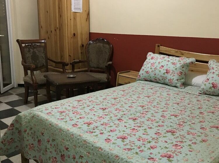 اتاق استاندارد, Du Moulin