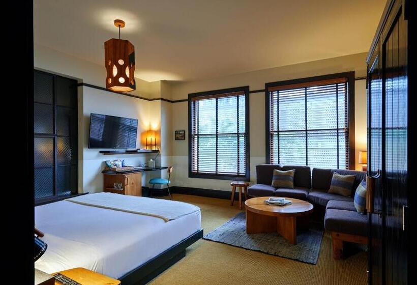 إستوديو قياسى, Freehand Los Angeles