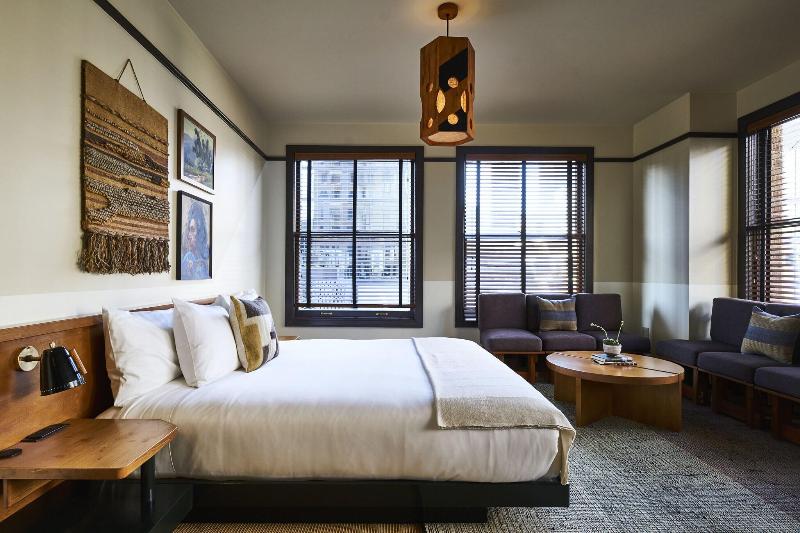 إستوديو ديلوكس, Freehand Los Angeles