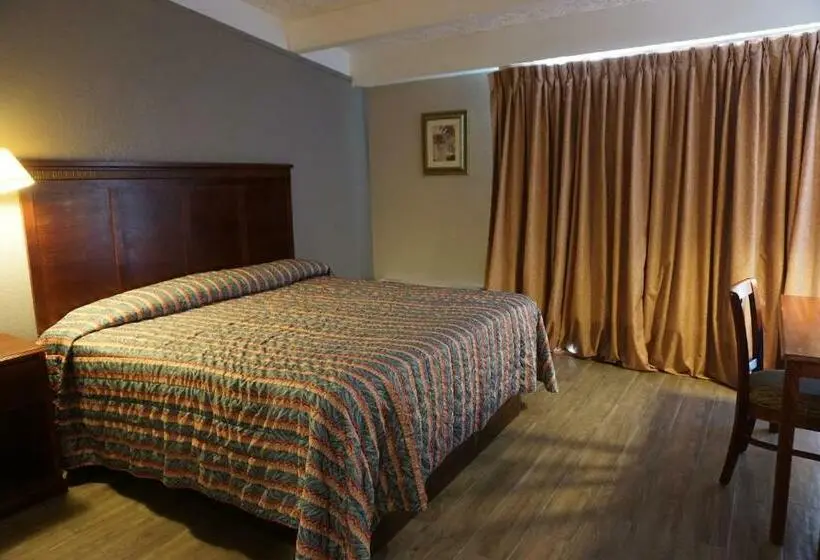 Standard-huone King-vuode, Rodeway Inn