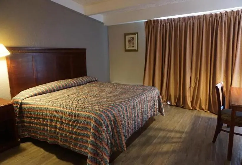 Standard-invahuone King-vuode, Rodeway Inn