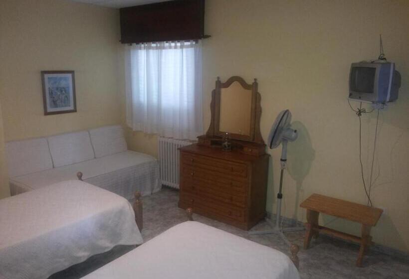 اتاق ساده سه‌ نفره, Vasco Da Gama