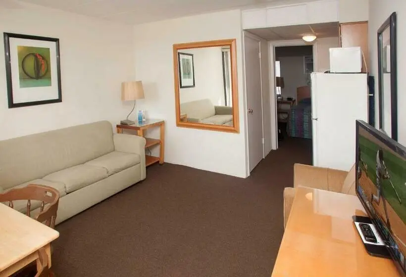 デラックススイート, Horizon Motor Inn Beach Block & Close To Morey S Piers