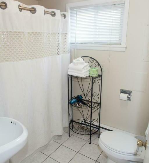 1베드룸 아파트 1층, Horizon Motor Inn Beach Block & Close To Morey S Piers