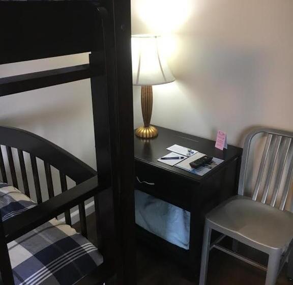 غرفة قياسية سرير بطابقين, The Waldport Inn