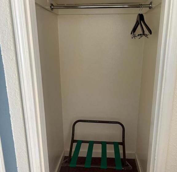 غرفة قياسية, Welcome Inn