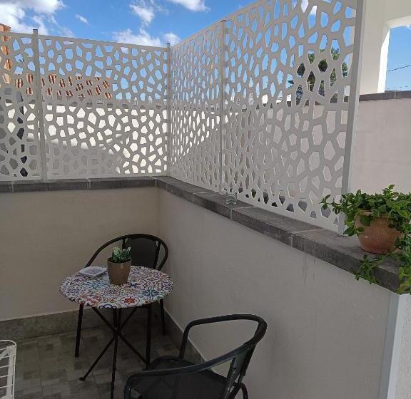 اتاق عادی, B&b Solarium