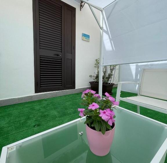 اتاق استاندارد چهار تخته, B&b Solarium