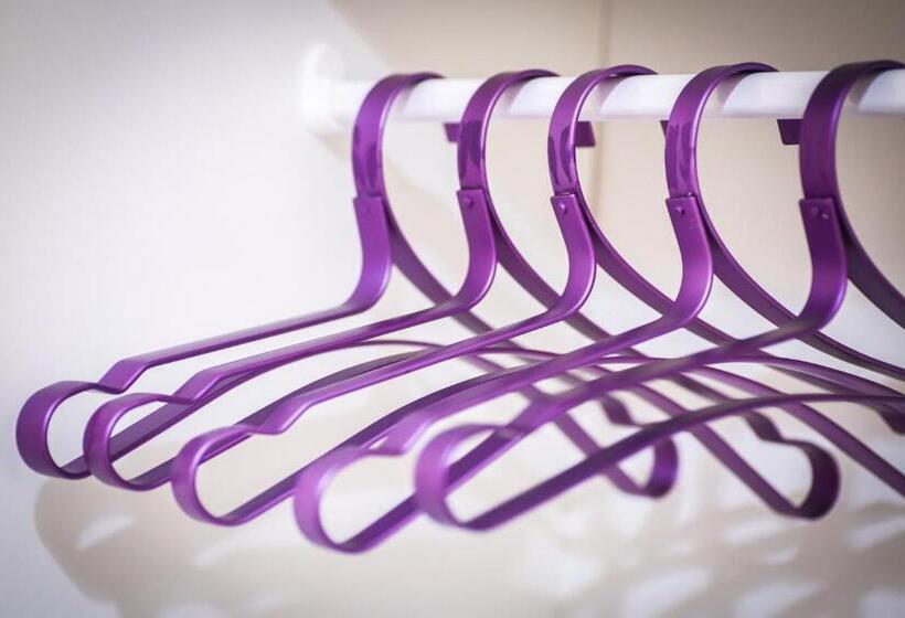 اتاق استاندارد چهار تخته, B&b Solarium