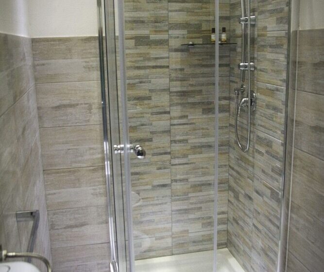 اتاق استاندارد, B&b Solarium