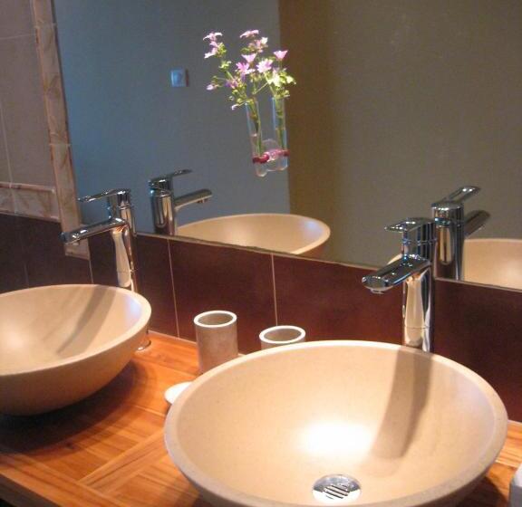 غرفة قياسية مطلّة علي الحديقة, Mas Du Puits