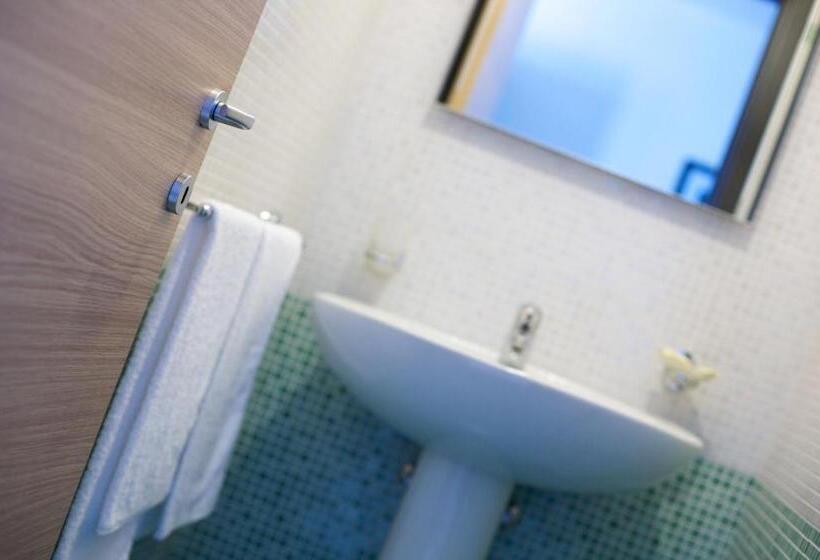 Pokój Standard, Mybed