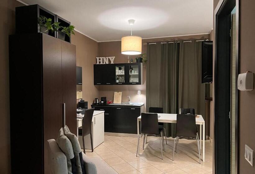 Pokój Deluxe, Mybed