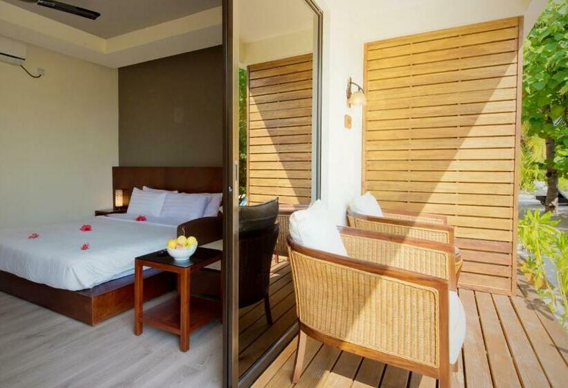 ویلای لوکس 1 خوابه, Eriyadu Island Resort