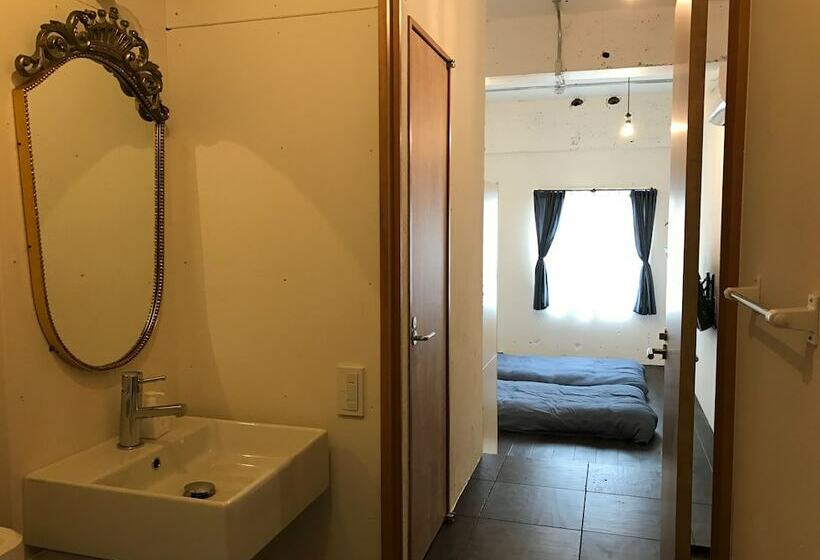 חדר סטנדרט לארבעה, Guest House Golden Mile Hostel