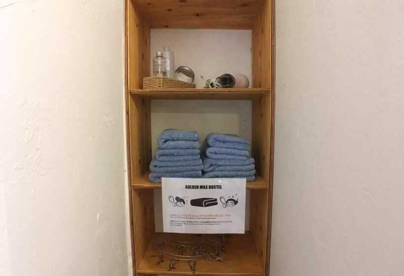 חדר סטנדרט לארבעה, Guest House Golden Mile Hostel