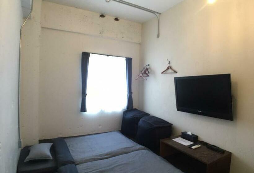 חדר סטנדרט לארבעה, Guest House Golden Mile Hostel