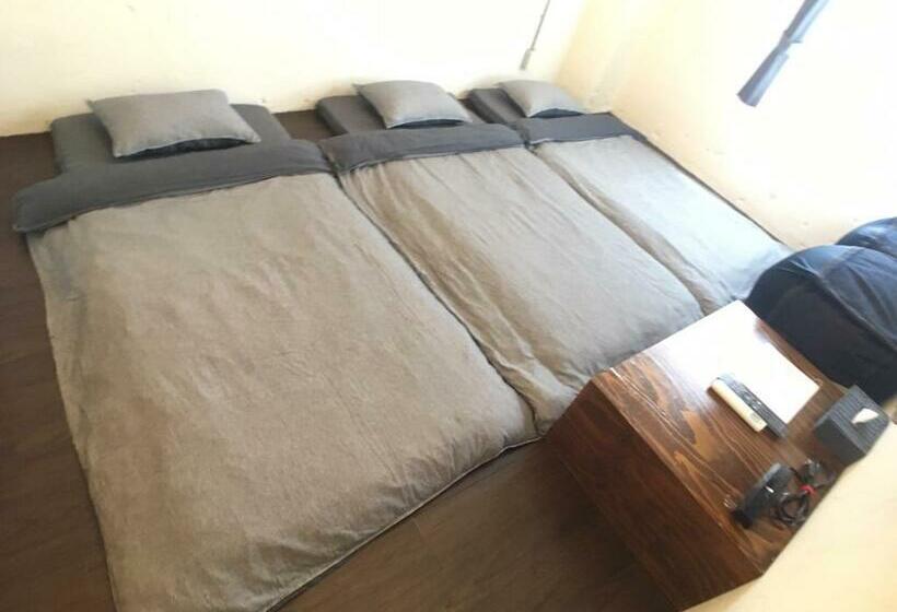 اتاق استاندارد چهار تخته, Guest House Golden Mile Hostel