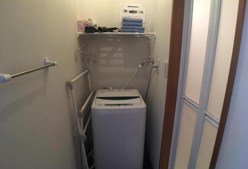 חדר סטנדרט לשלושה, Guest House Golden Mile Hostel