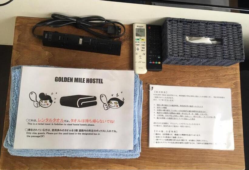 חדר סטנדרט לארבעה, Guest House Golden Mile Hostel