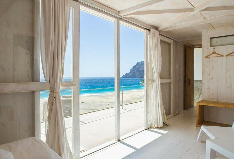 Suite Vista Mar, Aquiles Eco