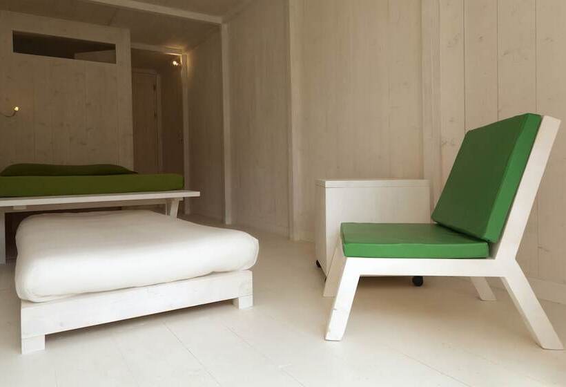 Quarto standard, Aquiles Eco