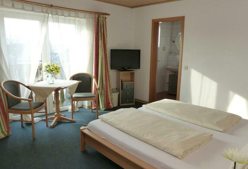 חדר סטנדרט עם מרפסת, Grüner Baum