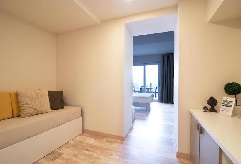 غرفة سوبيريور ثلاثية, Stampa 1968 Hotel E Ristorante