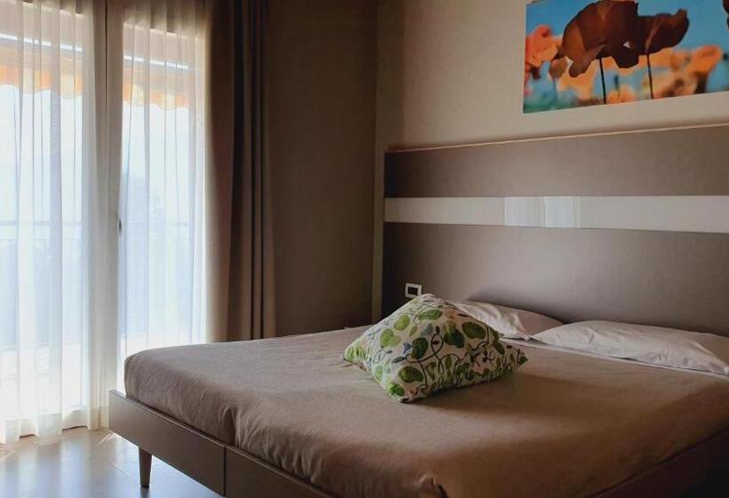 غرفة قياسية مطلّة علي البحيرة, Stampa 1968 Hotel E Ristorante