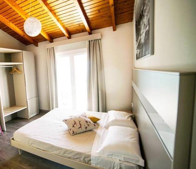 غرفة قياسية مطلّة علي البحيرة, Stampa 1968 Hotel E Ristorante