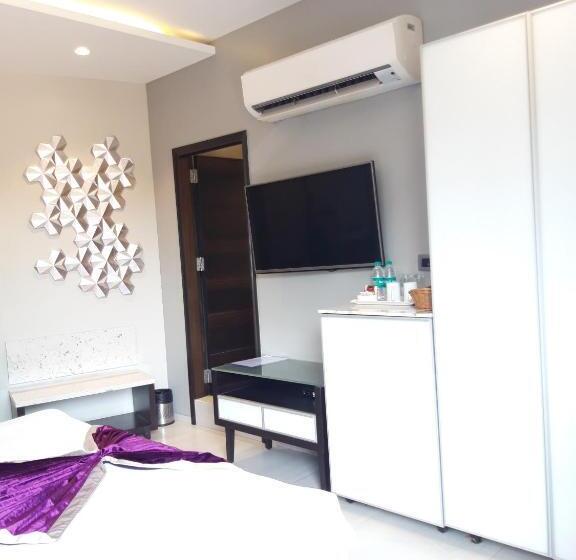 エクゼクティブルーム, The Flora Grand, Vasco, Goa