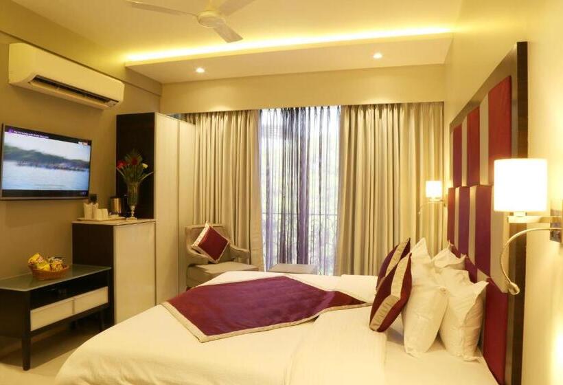 エクゼクティブルーム, The Flora Grand, Vasco, Goa