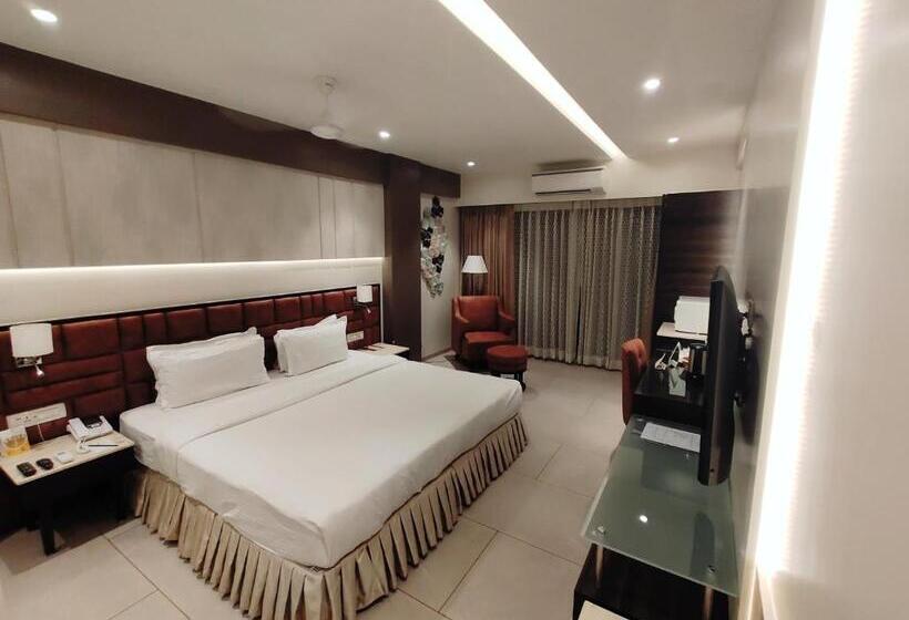 スーペリアールーム, The Flora Grand, Vasco, Goa