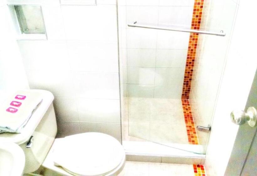 חדר סופריור, Tropical