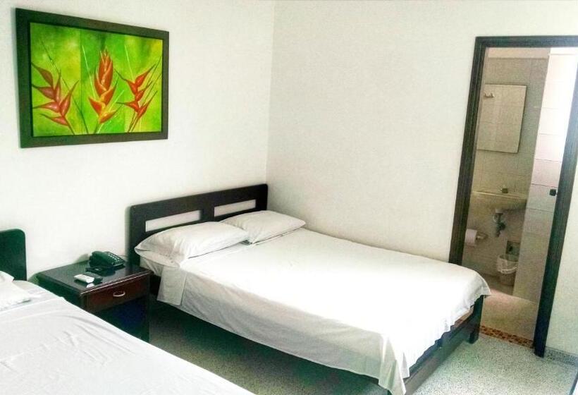 חדר סופריור, Tropical