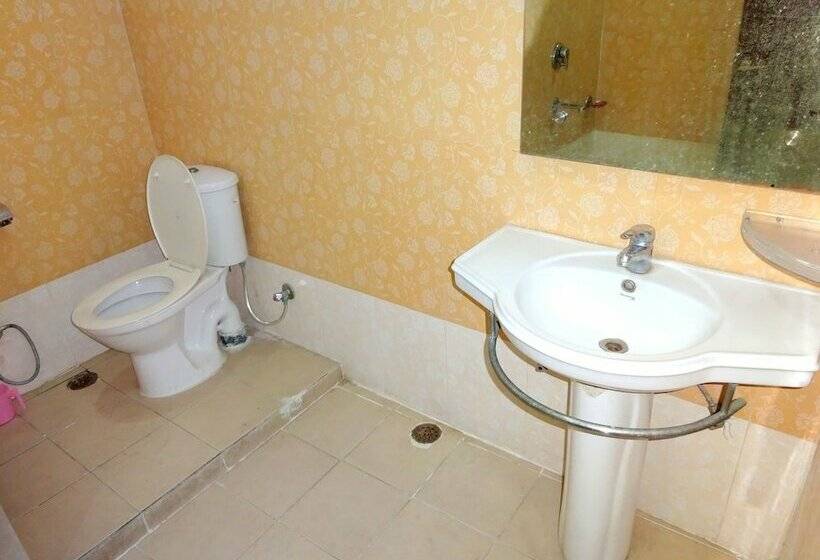 חדר דלוקס, Utsav