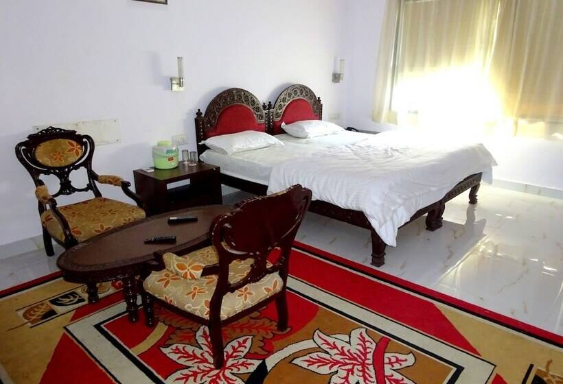 חדר דלוקס, Utsav