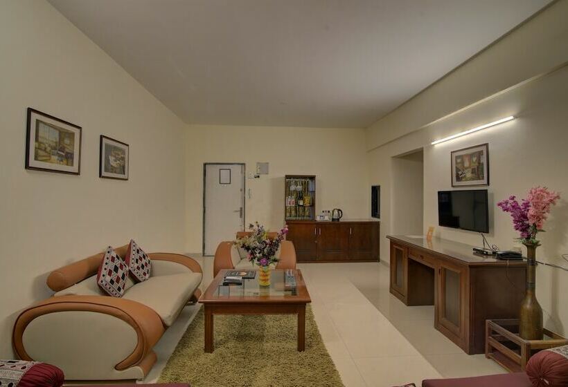 סוויטת פרמיום, Camel Valley Resort, Igatpuri