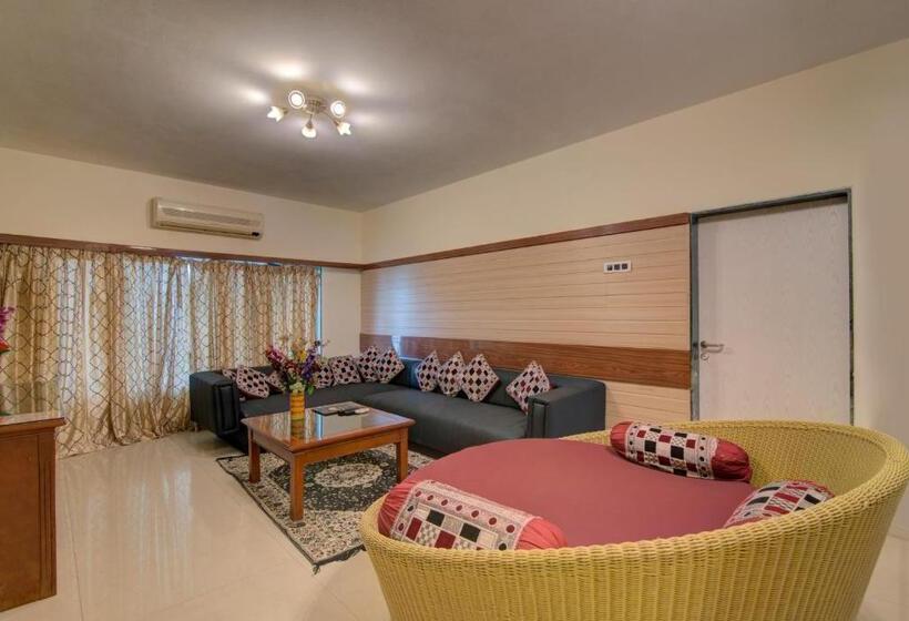 חדר פנטהאוז, Camel Valley Resort, Igatpuri