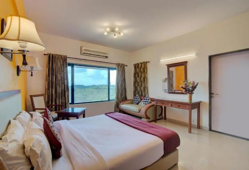ペントハウスルーム, Camel Valley Resort, Igatpuri