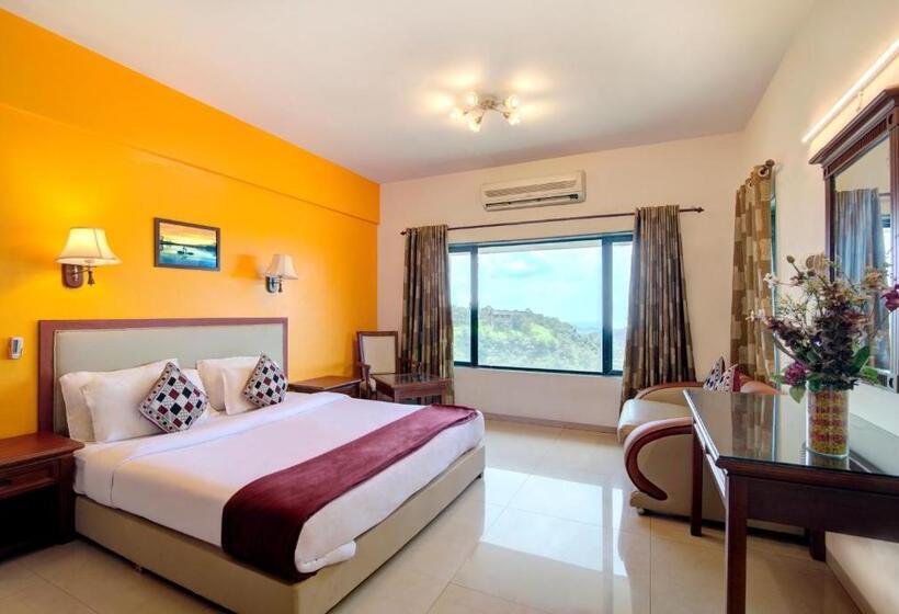 חדר פנטהאוז, Camel Valley Resort, Igatpuri