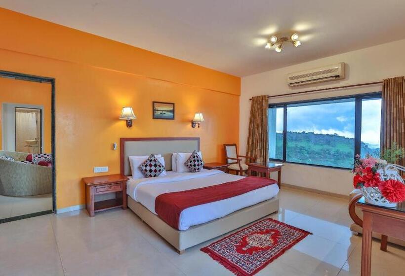 חדר פנטהאוז, Camel Valley Resort, Igatpuri