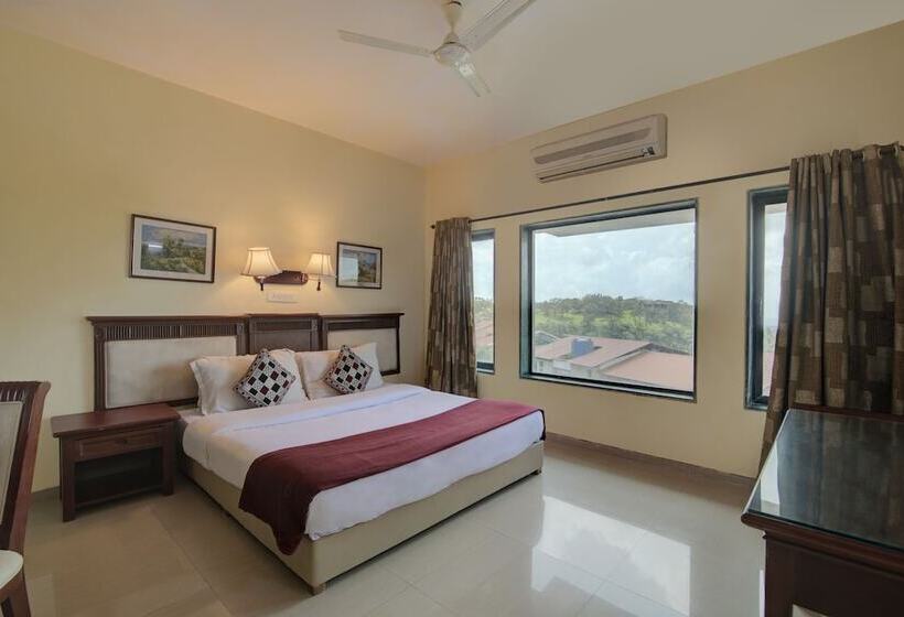סוויטת פרמיום, Camel Valley Resort, Igatpuri
