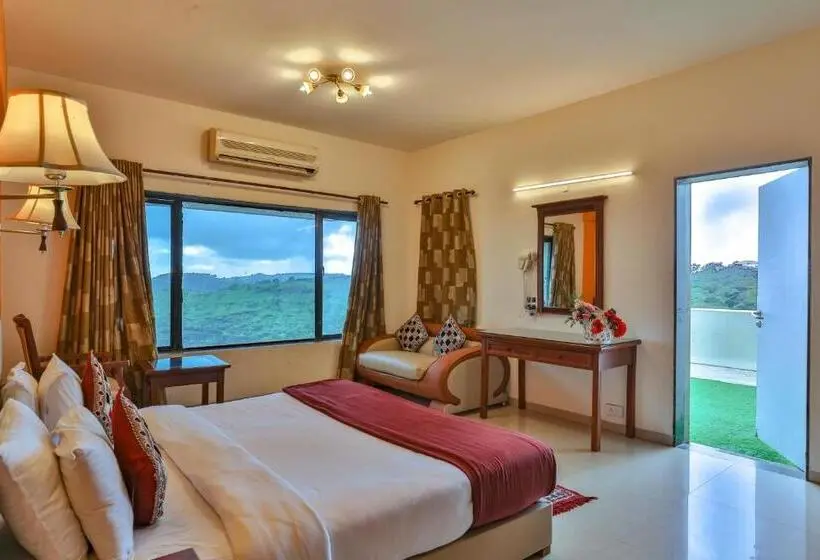 ペントハウスルーム, Camel Valley Resort, Igatpuri