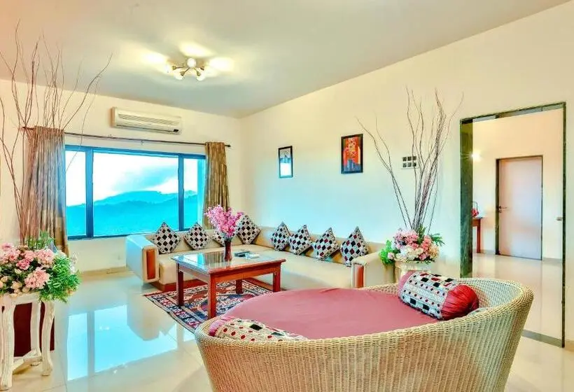 ペントハウスルーム, Camel Valley Resort, Igatpuri