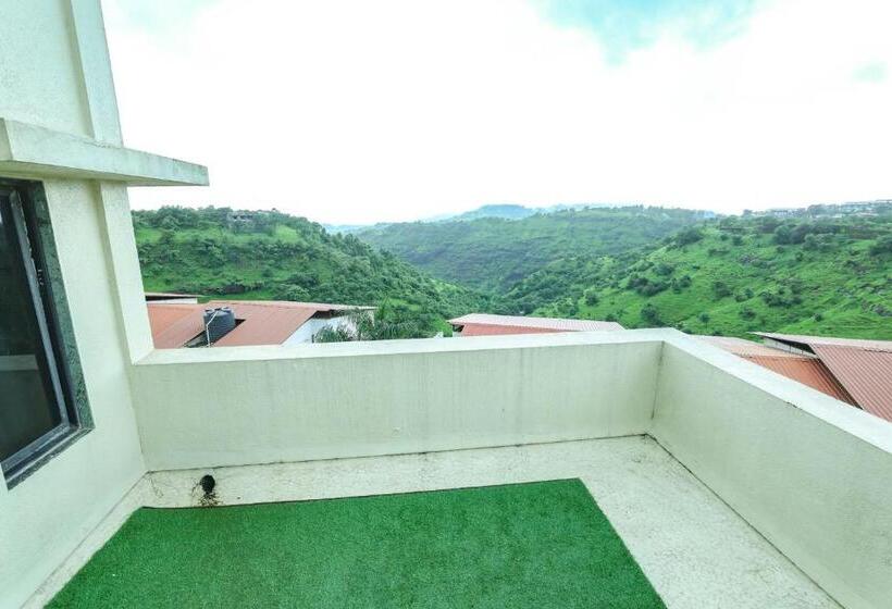 חדר פנטהאוז, Camel Valley Resort, Igatpuri