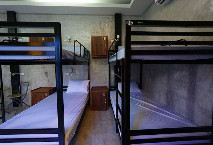 Letto in Camera Condivisa, Pk Hostel